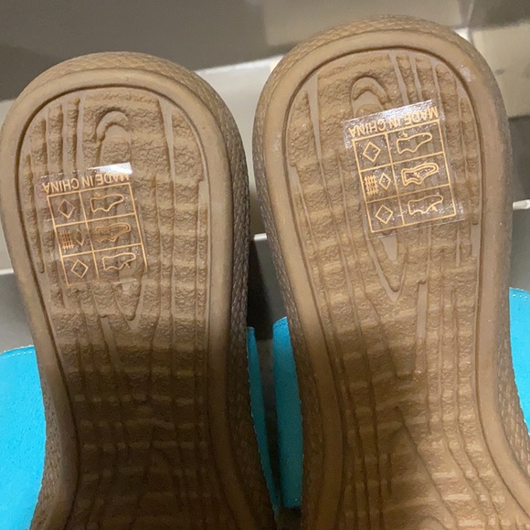 Patrizia (by Spring Step) Sandals - Picture 2 of 3